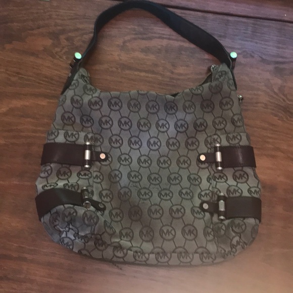 Michael Kors Handbags - Michael Kors purse